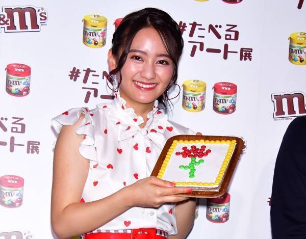 岡田結実、両親の離婚ネタで「笑いを取っていこうと思います!」と前向き