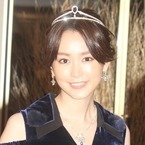 桐谷美玲、ティアラ身につけ笑顔「プリンセスのような気分」