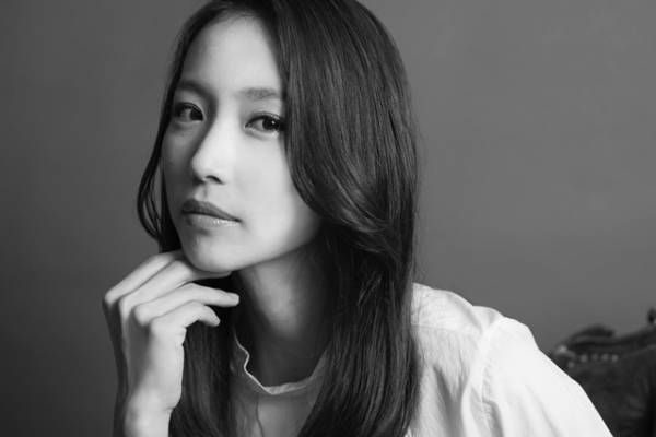 安藤聖、河原雅彦との結婚・双子出産を報告 - 切迫早産は「壮絶な経験」