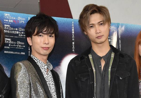 A.B.C-Z橋本&河合､再演舞台で役の入れ替えに挑戦 山下リオとのキスシーンも