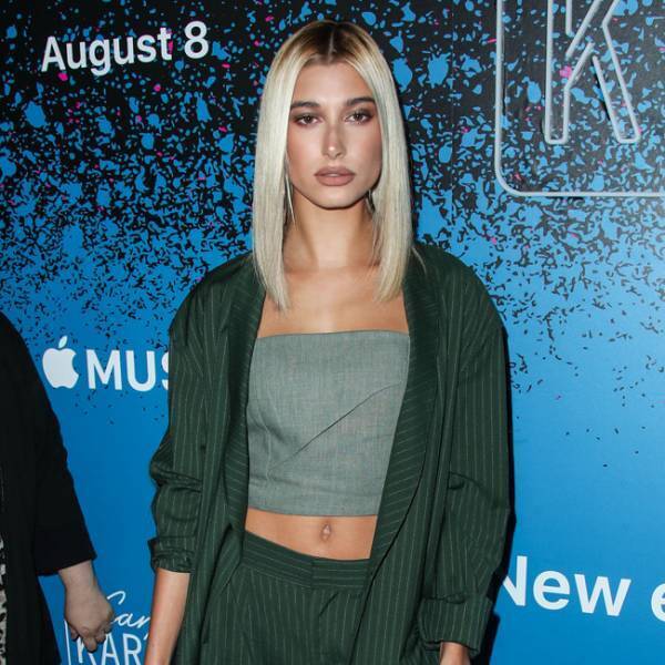 ヘイリー･ボールドウィン、ブライズメイドは姉と従姉に