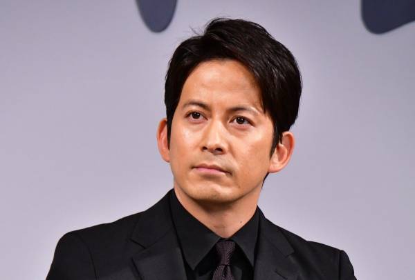 岡田准一、監督から殺陣のスピードは「三船敏郎を超えた」と絶賛