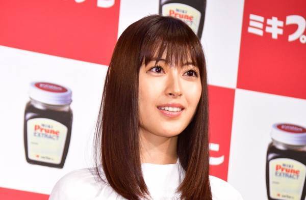 瀧本美織、中井貴一とCM共演できて「うれしい!」