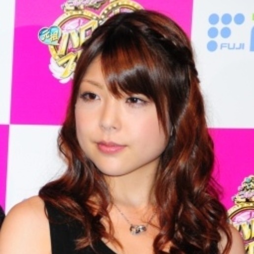 元モー娘。小川麻琴、先輩･吉澤ひとみ逮捕にショック「怒りの気持ちも…」