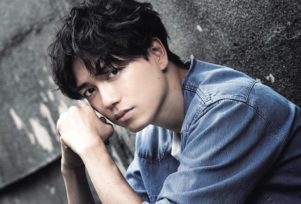 山崎育三郎、「MEN ON STYLE 2018」に全参加! 握手&異色コラボも実施