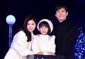 篠原涼子、ミッドタウンのイルミネーションに｢メルヘンチックで素敵｣と感動