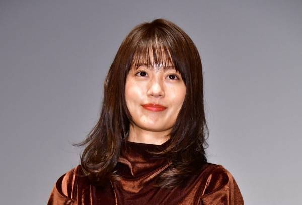 有村架純、國村隼と三浦友和に挟まれて囲まれて｢恐れ多すぎてちょっと怖い｣
