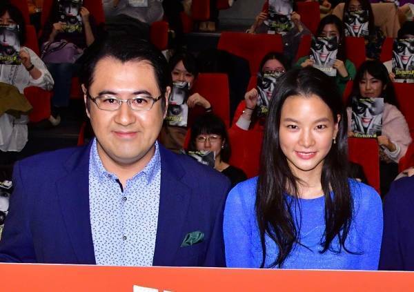 小手伸也、織田梨沙の登場で「シンデレラおじさんの立場が怪しくなる…」