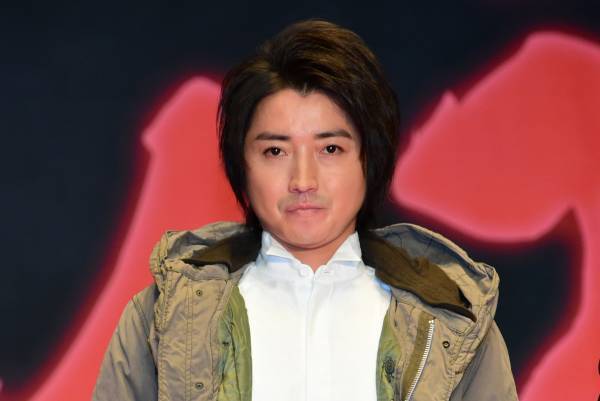 【動画】藤原竜也、カイジのモノマネに「床が冷えるのはおかしい」 吉田鋼太郎と結ばれる展開も?