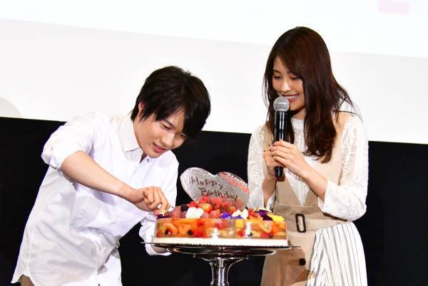 有村架純、神木隆之介のサプライズに感激「女子にとってすごくうれしい」