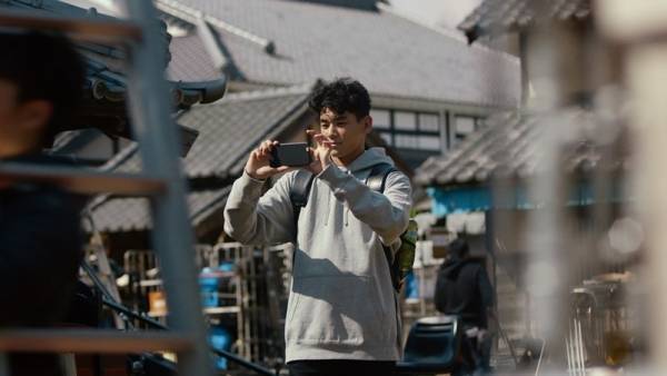 UTA、父･本木雅弘と映像初共演!「リラックスできるように」と父が工夫