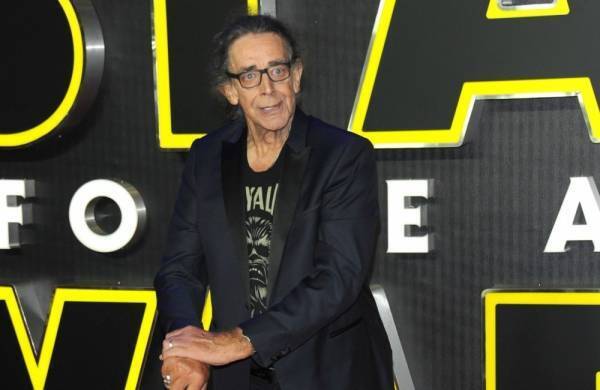 「スター･ウォーズ」チューバッカ役俳優が死去　マーク･ハミルら追悼