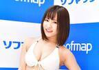 Fカップ白宮奈々、セクシーに変形水着姿でオイルマッサージ