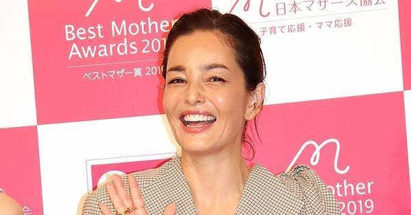 梨花、ベストマザー賞で明かした息子の言葉「僕たち1つだったんだね」