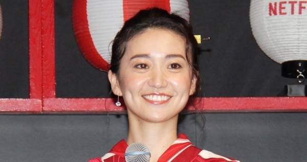 大島優子、華やかな浴衣姿で魅了! “夏祭り”イベント登場