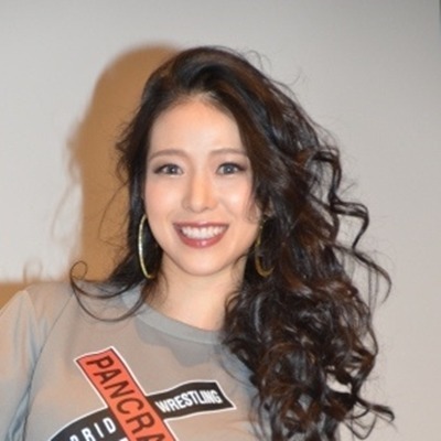 紅蘭「被害者は私達」 離婚報道の夫RYKEYからのDVと事件の真相