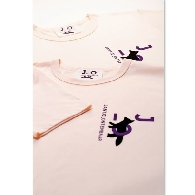 香取慎吾の遊び心がデザインに! メゾン キツネとのコラボTシャツ発売