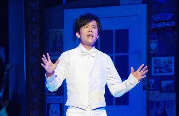 稲垣吾郎、主演舞台で華麗に歌＆ダンス「美女3人に囲まれて幸せ」
