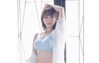 佐藤仁美、下着モデルで美ボディ披露「私でいいのかな?」