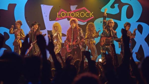 稲垣･草なぎ･香取、新CMでバンド結成! ド派手なパフォーマンスで魅了