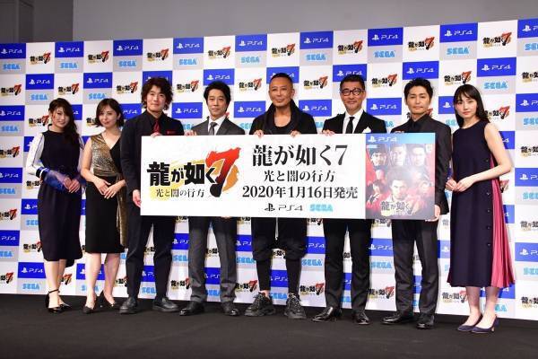 中井貴一＆堤真一、『龍が如く7』の台本の量に驚がく「完成度高かった」