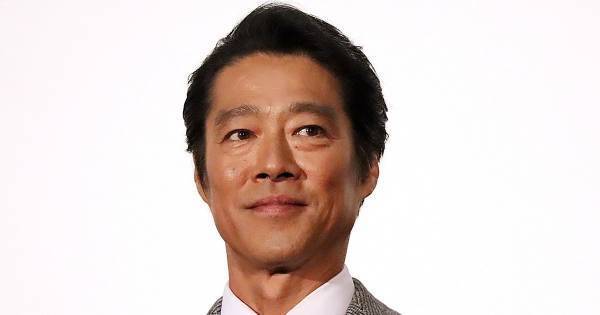 堤真一、若手時代の怒りエピソード告白「カチンコを目の前で…」