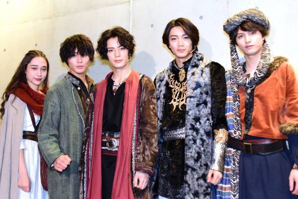 ストイックな塩野瑛久に、共演者陣驚き? 長妻怜央「りんごくれなかった」