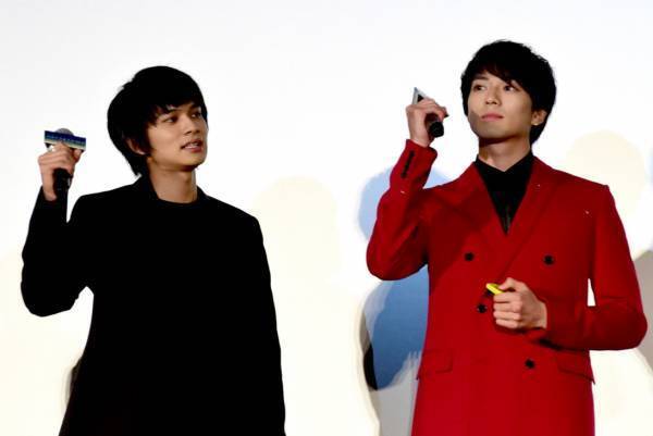 【動画】新田真剣佑、笑いが止まらず北村匠海が「やれよ!」30秒対決が白熱