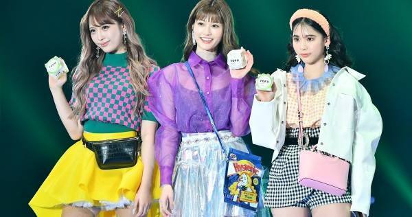 伊藤桃々･めるる･ミチが美脚競演! ミニスカ＆ショーパンでランウェイ