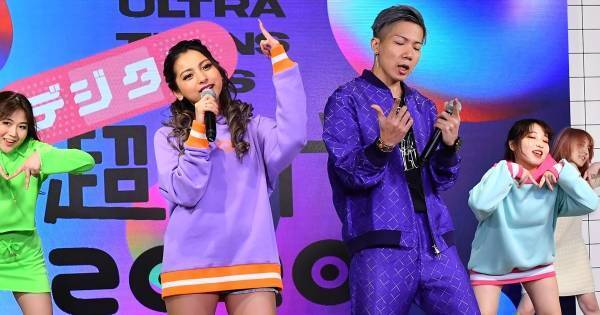 ゆきぽよ、美脚全開でパフォーマンス! SLOTHと新曲初披露