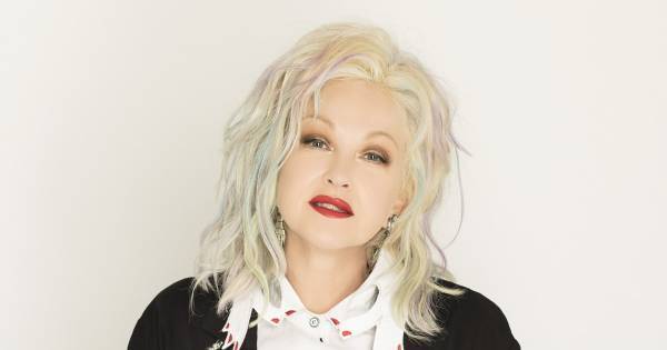 シンディ・ローパーが語る「癒やしの懐メロ」外出自粛で再生数増加