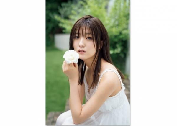 “キラメイピンク”工藤美桜、スレンダー美ボディ披露