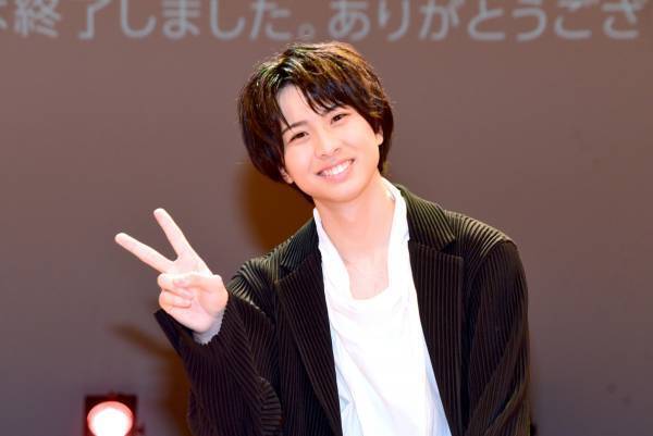 岡宮来夢、初の単独イベントに「夢叶った」 サプライズ手紙で涙見せる