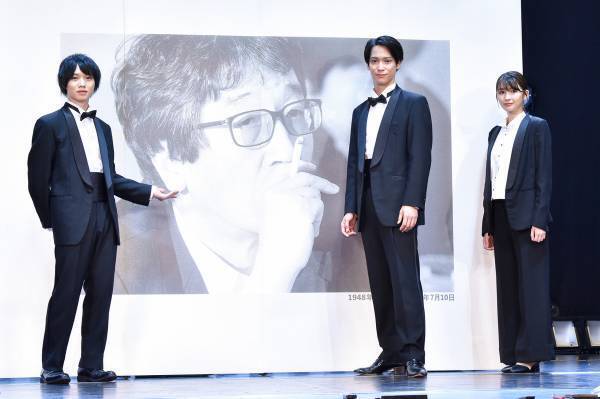 井上小百合、つか作品初挑戦「劇場でお芝居ができるという奇跡に感謝」