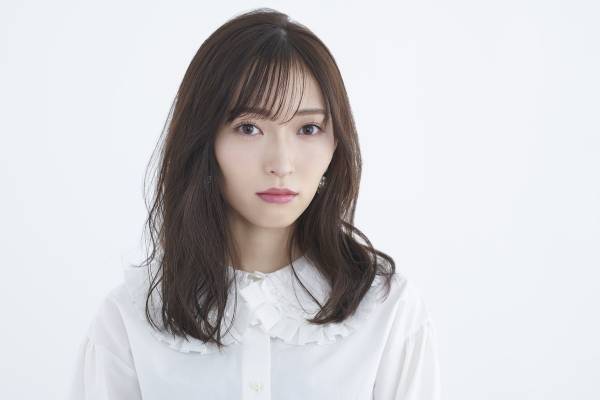 山口真帆、舞台初挑戦! 『走れメロス』で太宰治の愛人役