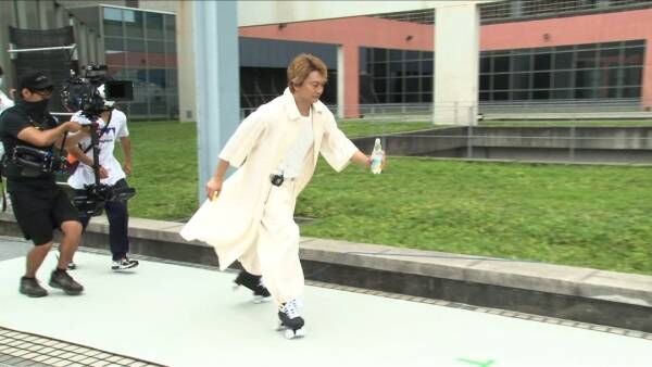 香取慎吾、新CMでローラースケートに挑戦!「見よう見まね」も対応力に現場感嘆
