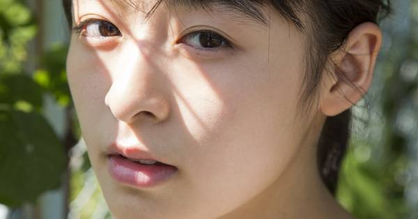 森七菜、ファースト写真集『Peace』発売前に緊急重版が決定