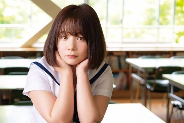 ”ちっぱい”代表格の真奈、1年ぶりのDVD発売も色白ムッチリボディーは健在