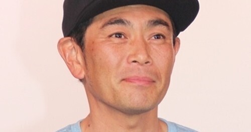 ココリコ遠藤、亡き祖母との思い出で涙「最高のグローブを…」