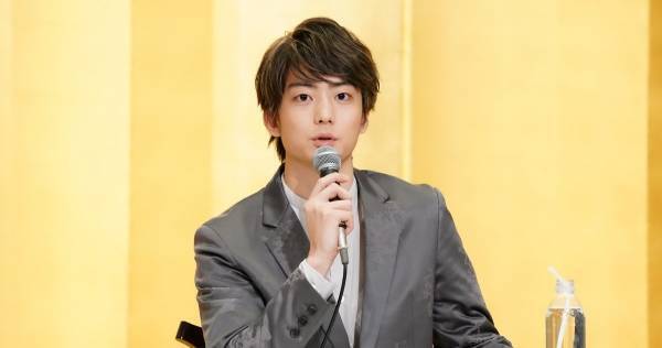 伊藤健太郎、主演舞台で歌に挑戦! 苦手意識も「楽しく稽古しています」