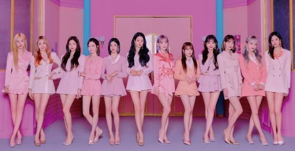 IZ*ONEの日本1stアルバム『Twelve』、通算2作目の1位＆5作連続TOP5入り