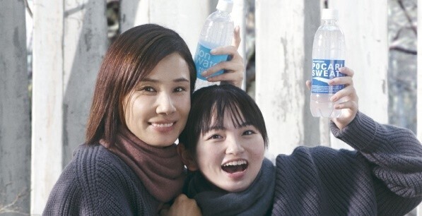 吉田羊＆鈴木梨央「世界が広がりました」石崎ひゅーいと美ハモ披露