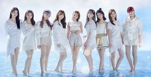 NiziU、本日待望のデビュー! 東京スカイツリーが3日間虹色に