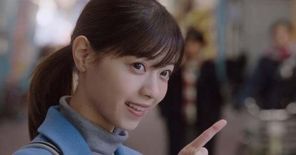 西野七瀬、かわいすぎる先生に!　“高杉くん”神木隆之介らデレデレ