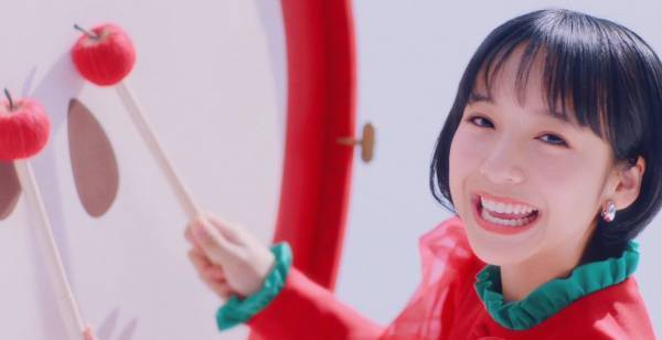 山之内すず、新CMでリンゴに大変身「テンションが上がってしまいました」