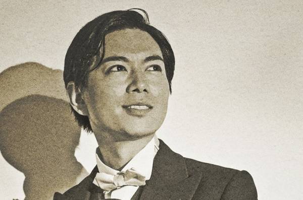 加藤シゲアキ、3年半ぶり舞台主演! 木村拓哉が演じた役に挑む「情熱をもって」