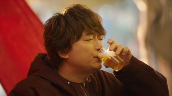 香取慎吾、金麦CMで飲んで食べて大満足「最っ高でしたー!」【動画あり】