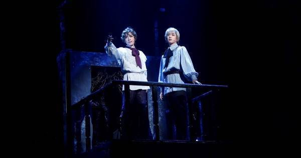 明日海りお＆千葉雄大、デュエットも 『ポーの一族』エドガー＆アランを熱演