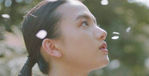 清原果耶、バレンタインの思い出は「徹夜をして70個のチョコを…」