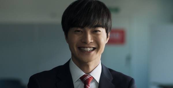 結木滉星、爽やかスーツの新人営業役に　アドリブでは「笑っちゃいました」